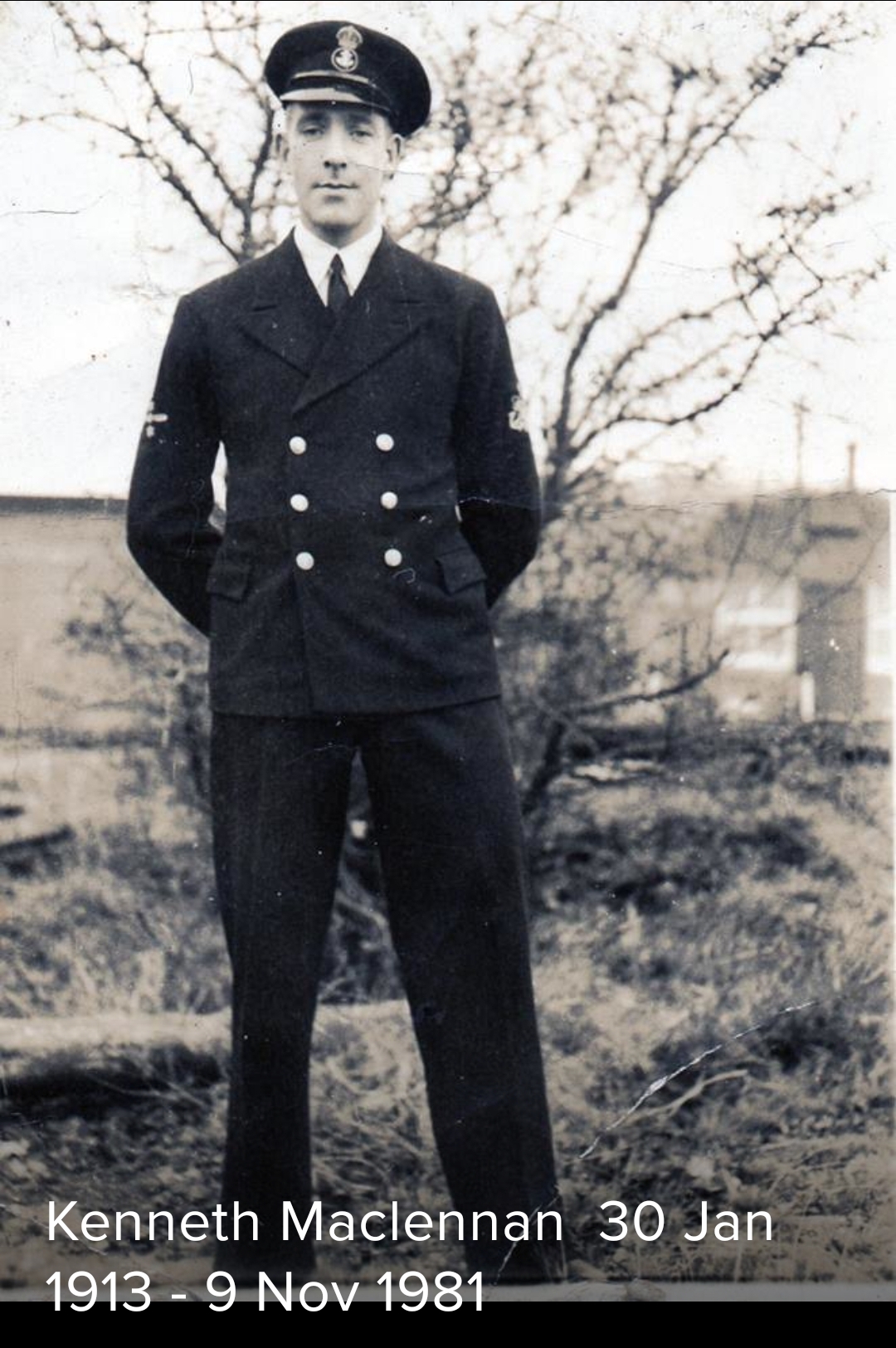 Photo of photos/Kenneth Maclennan 1913-1981 portrait